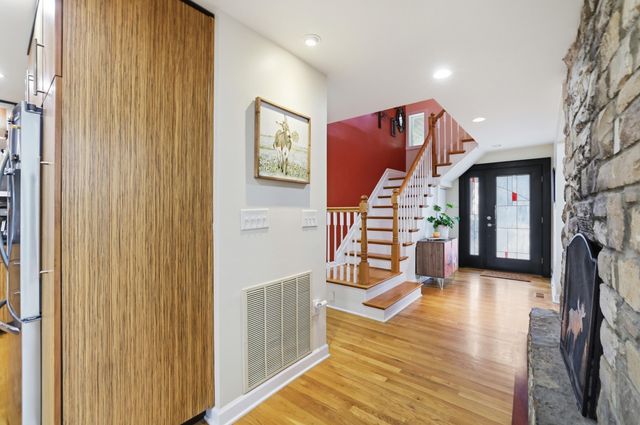 235 Lakewood Drive, Nicholasville, KY 40356