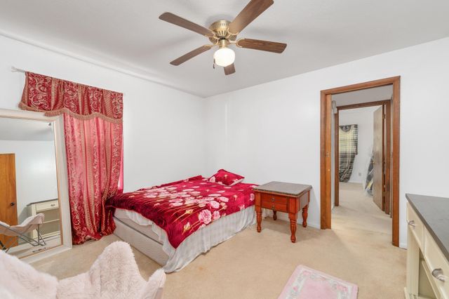 1707 Drollinger St, Wichita, KS 67218