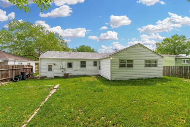 1707 Drollinger St, Wichita, KS 67218