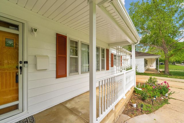 1707 Drollinger St, Wichita, KS 67218