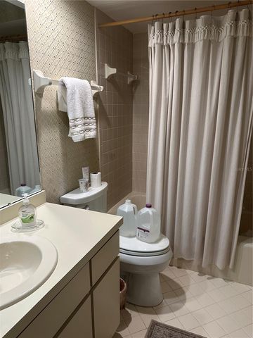 1211 CAPRI ISLES BOULEVARD 122, Venice, FL 34292
