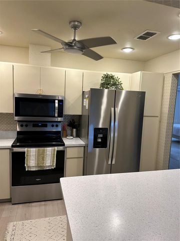 1211 CAPRI ISLES BOULEVARD 122, Venice, FL 34292