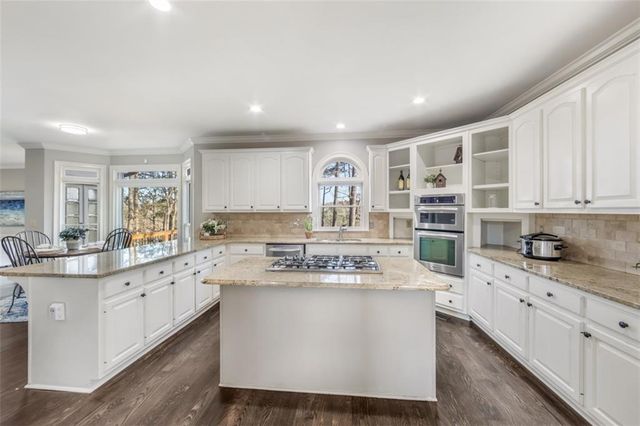 1566 Asheforde Drive, Marietta, GA 30068