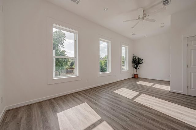 6538 Cohn Street, Houston, TX 77091