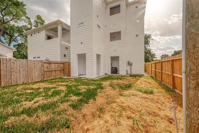 6538 Cohn Street, Houston, TX 77091