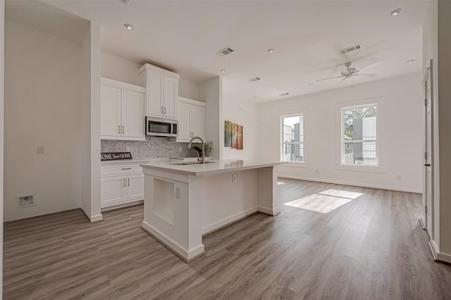 6538 Cohn Street, Houston, TX 77091