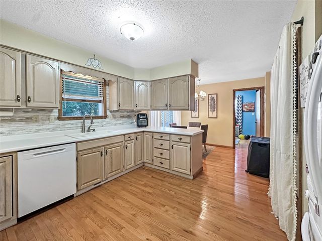 1207 APPLEJACK Drive, Erie, PA 16509