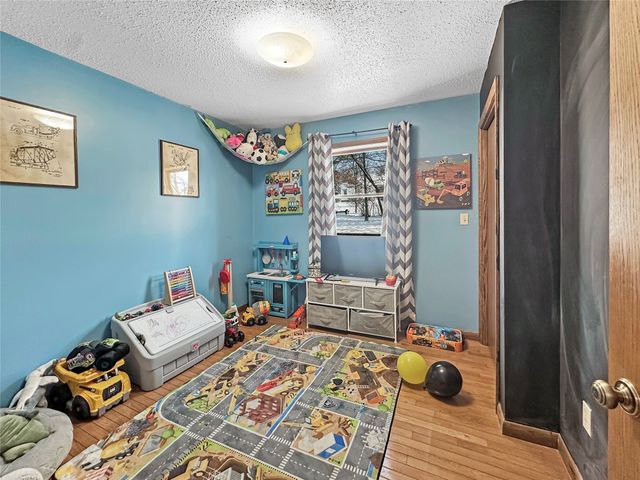 1207 APPLEJACK Drive, Erie, PA 16509