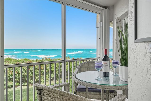 8880 N Sea Oaks Way 103, Vero Beach, FL 32963