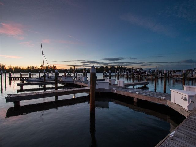 8880 N Sea Oaks Way 103, Vero Beach, FL 32963