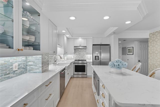 8880 N Sea Oaks Way 103, Vero Beach, FL 32963