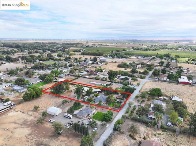 1790 Green Acres Ln, Brentwood, CA 94513