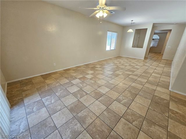 5958 Saddle Horse Avenue, Las Vegas, NV 89122