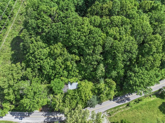 2196 Baker Station Rd, Goodlettsville, TN 37072