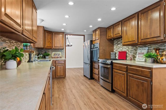 191 SE Noble Glen Drive, Shelton, WA 98584