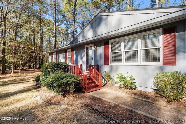 901 Heather Trail, Aberdeen, NC 28315