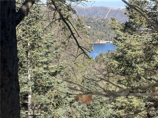 24989 Highland, Crestline, CA 92325