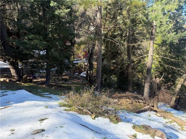 24989 Highland, Crestline, CA 92325