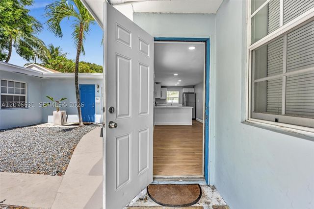 163 NW 40th St N, Oakland Park, FL 33309