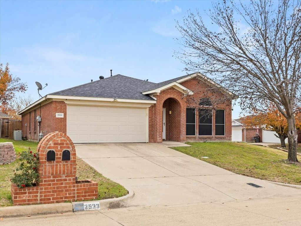2533 Concina Way, Fort Worth, TX 76108