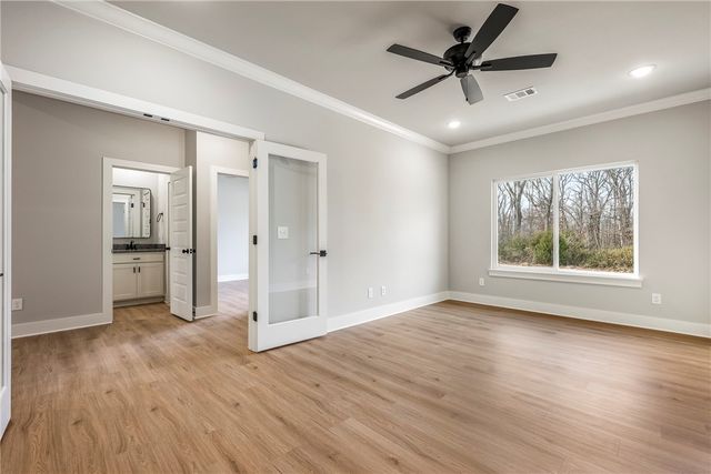 2885 Peck Road, Pea Ridge, AR 72751