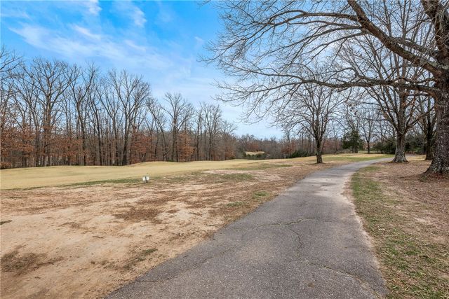 2885 Peck Road, Pea Ridge, AR 72751