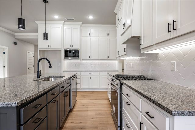 2885 Peck Road, Pea Ridge, AR 72751