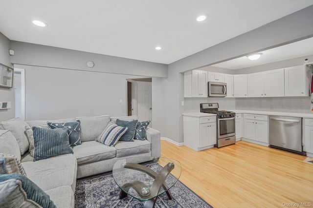 13 Poplar Street, Central Islip, NY 11722