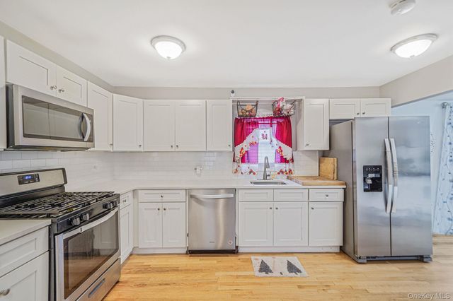 13 Poplar Street, Central Islip, NY 11722