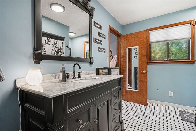 1452 Adams Avenue, Muskegon, MI 49442