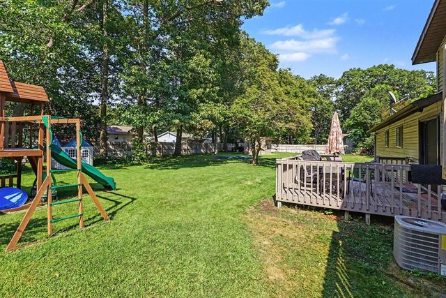 1452 Adams Avenue, Muskegon, MI 49442