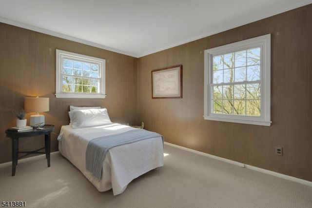 78 Seven Oaks Dr, New Providence Boro, NJ 07901