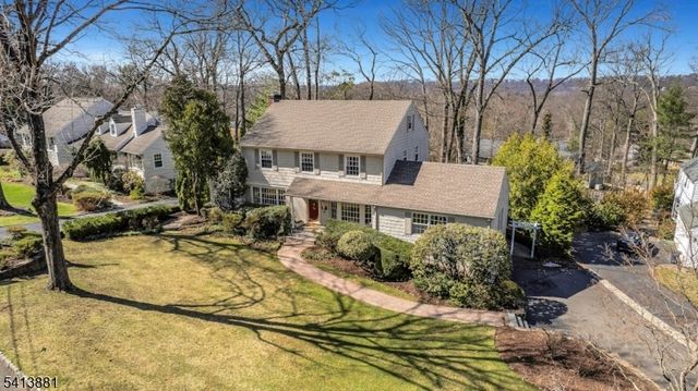 78 Seven Oaks Dr, New Providence Boro, NJ 07901