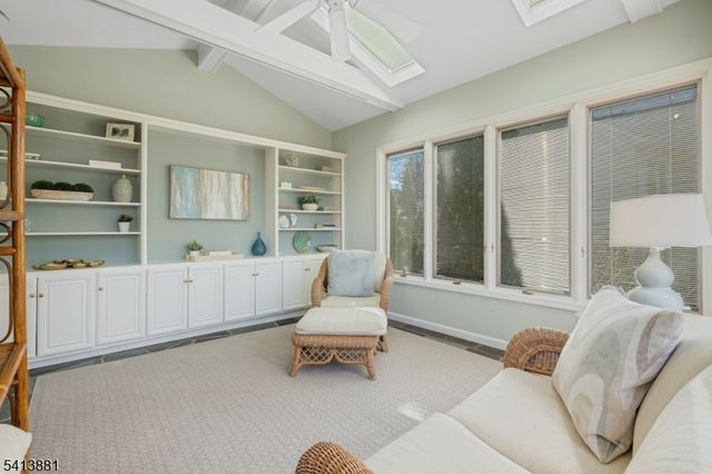 78 Seven Oaks Dr, New Providence Boro, NJ 07901