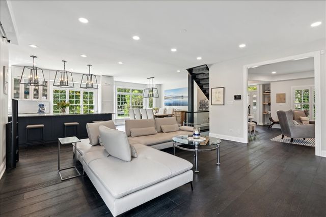 617 S Washington Street, Hinsdale, IL 60521