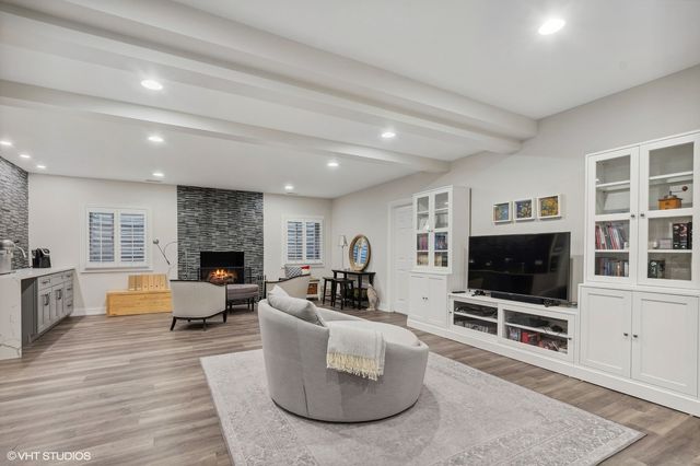 617 S Washington Street, Hinsdale, IL 60521