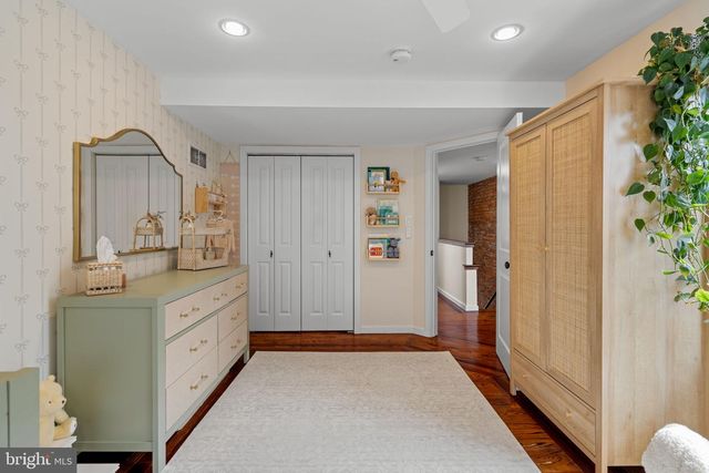 2050 SAINT ALBANS ST, Philadelphia, PA 19146