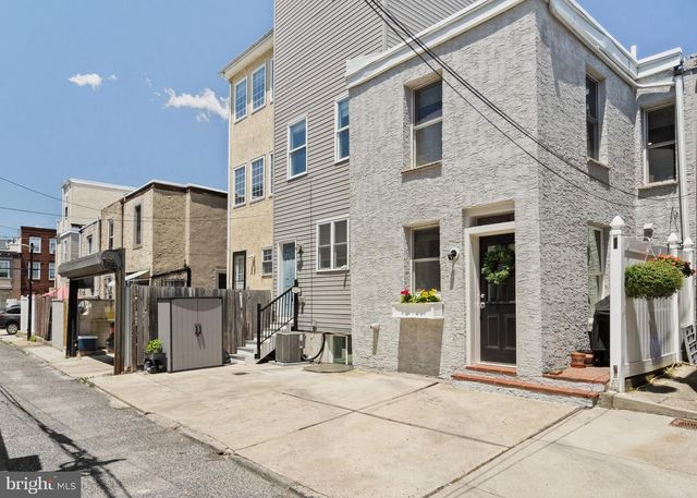 2050 SAINT ALBANS ST, Philadelphia, PA 19146