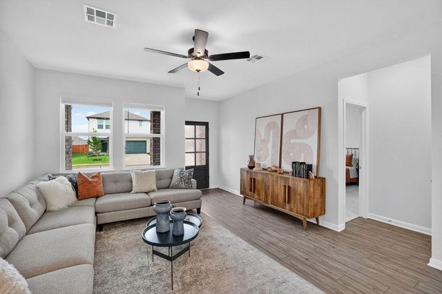 14132 Matterod DR, Del Valle, TX 78617