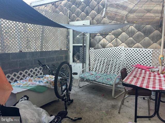 341 S 9TH ST, Reading, PA 19602