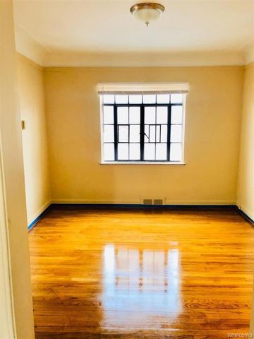 16126 Ohio Street, Detroit, MI 48221