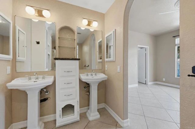 2345 Rancho Del Oro Road 66, Oceanside, CA 92056