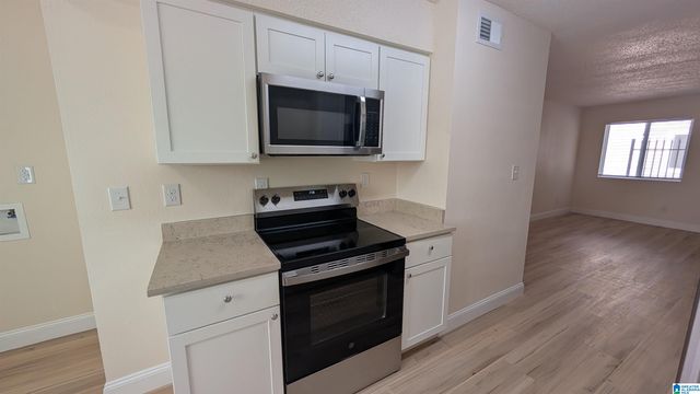 405 30TH STREET S, Bessemer, AL 35020