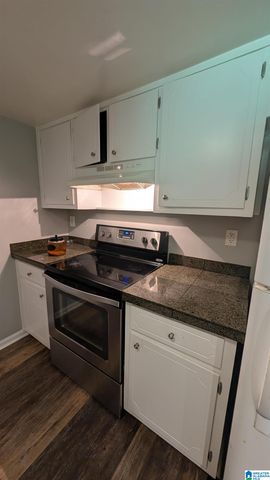 405 30TH STREET S, Bessemer, AL 35020