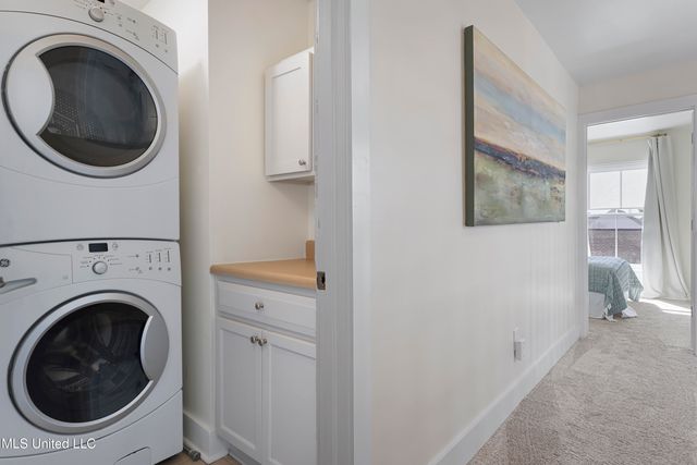 215 E 2nd Street, 6, Pass Christian, MS 39571