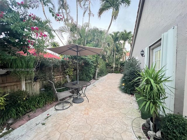 11769 SW 92nd Ln, Miami, FL 33186