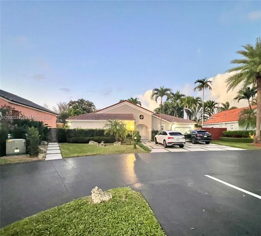 11769 SW 92nd Ln, Miami, FL 33186