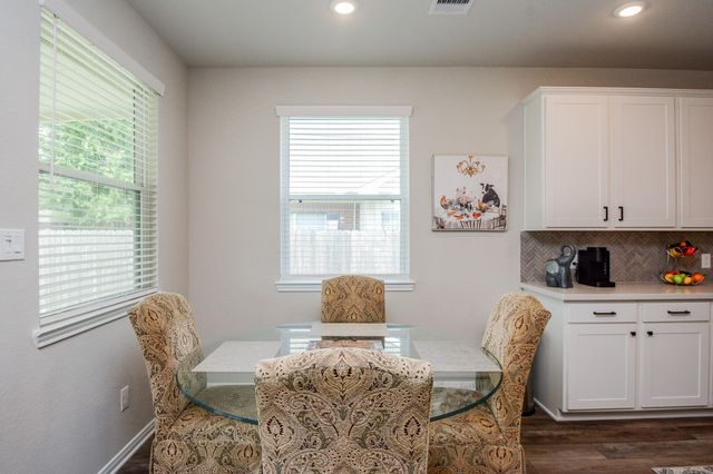 1302 Oregon Street, La Porte, TX 77571