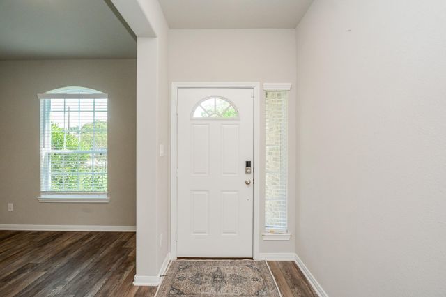 1302 Oregon Street, La Porte, TX 77571