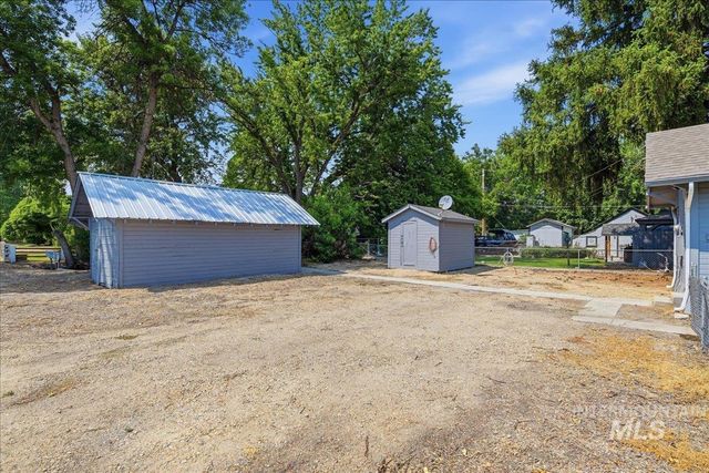 103 N Dewey Ave, Middleton, ID 83644